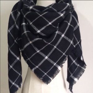Black & White plaid blanket scarf